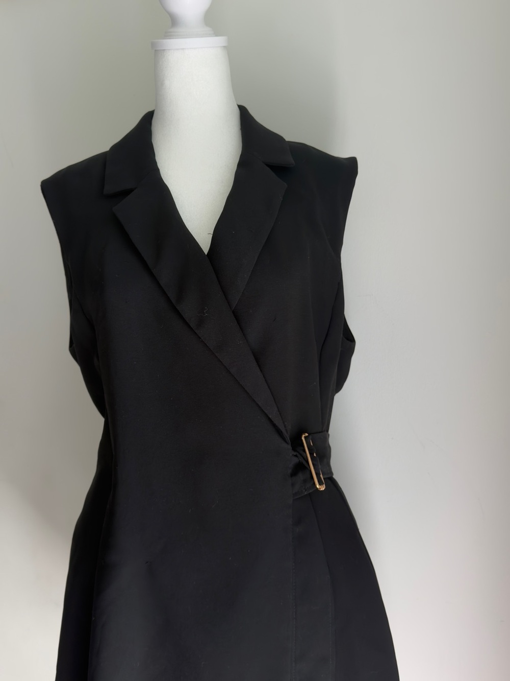 H&M Dress Vest - Picture 5 of 5